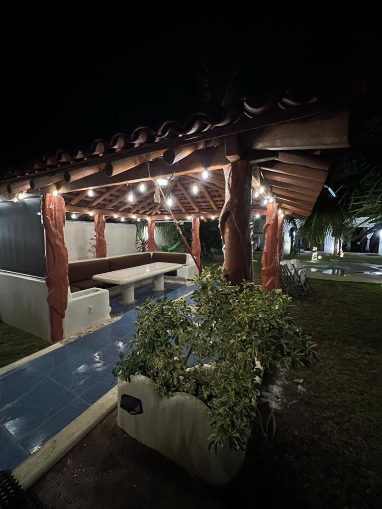 Turtle Beach Villas Zihuatanejo Eksteriør billede